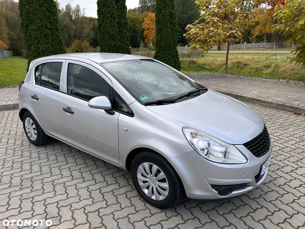 Opel Corsa 1.2 16V Essentia - 5