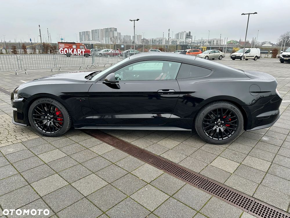Ford Mustang 5.0 V8 GT - 8