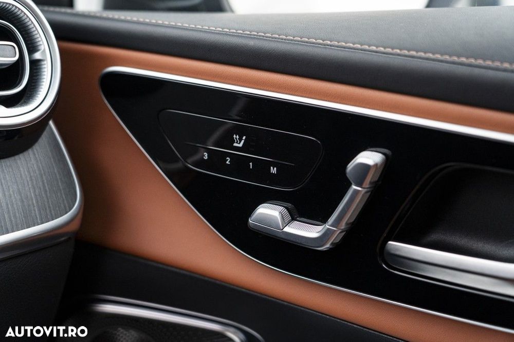 Mercedes-Benz GLC - 30