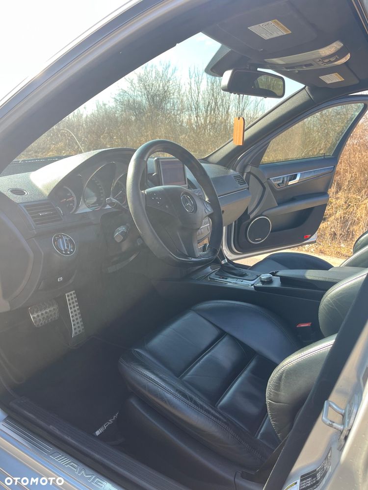 Mercedes-Benz Klasa C 63 AMG 7G-TRONIC - 19