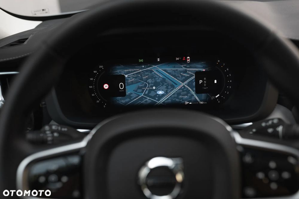 Volvo XC 60 B5 B AWD Ultimate Dark - 21