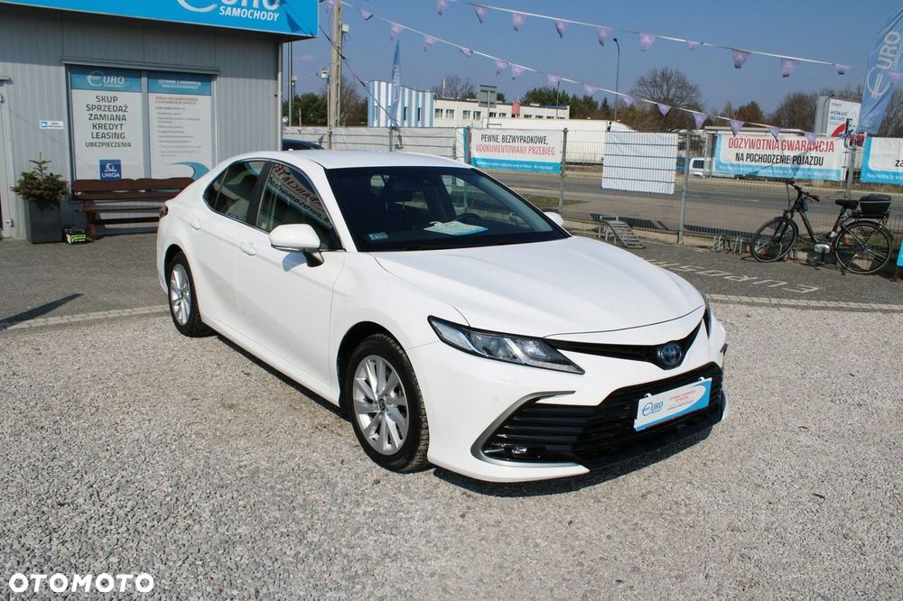 Toyota Camry 2021 photo 4