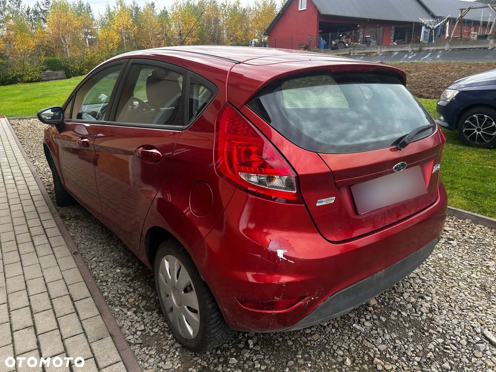 Ford Fiesta - 7