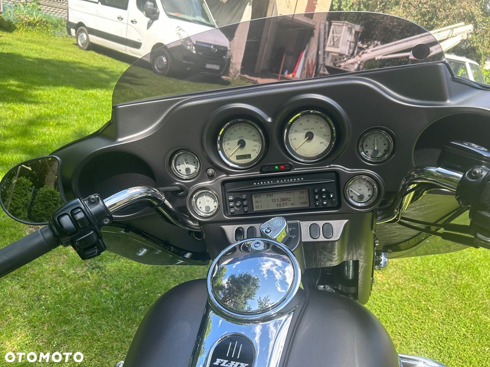 Harley-Davidson Touring Street Glide - 7