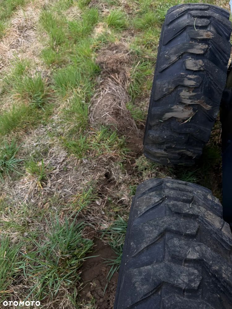 Bobcat S450 ładowarka 4x4 wózek terenowy. Łyżka. Pełne sterowanie z dżojstika jazda i praca. Aktualne serwisy DEKRA 2026r. Dokumentacja Pełna. Silnik Kubota 4cyl 55km. Maszyna Jak Nowa z Salonu! Pochodzi z Norweskiego Gospodarstwa! 2019 rok 1880 mtg! Zero luzów i wycieków. Bardzo mocna i wydajna maszyna o małych gabarytach! Idealna do stajni oraz Budownictwa. OKAZJA TANIO 3 wyjścia Hydrauliczne pod urządzenia!! - 23