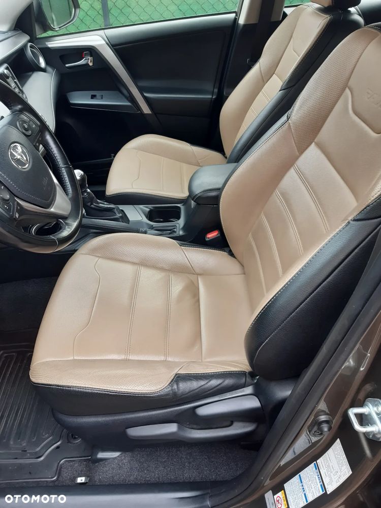 Toyota RAV4 2.0 Premium 4x4 - 7