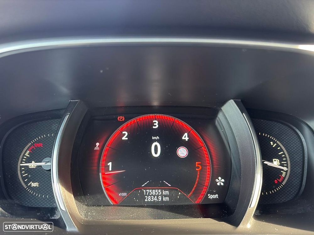 Renault Mégane Sport Tourer 1.6 dCi GT Line - 11