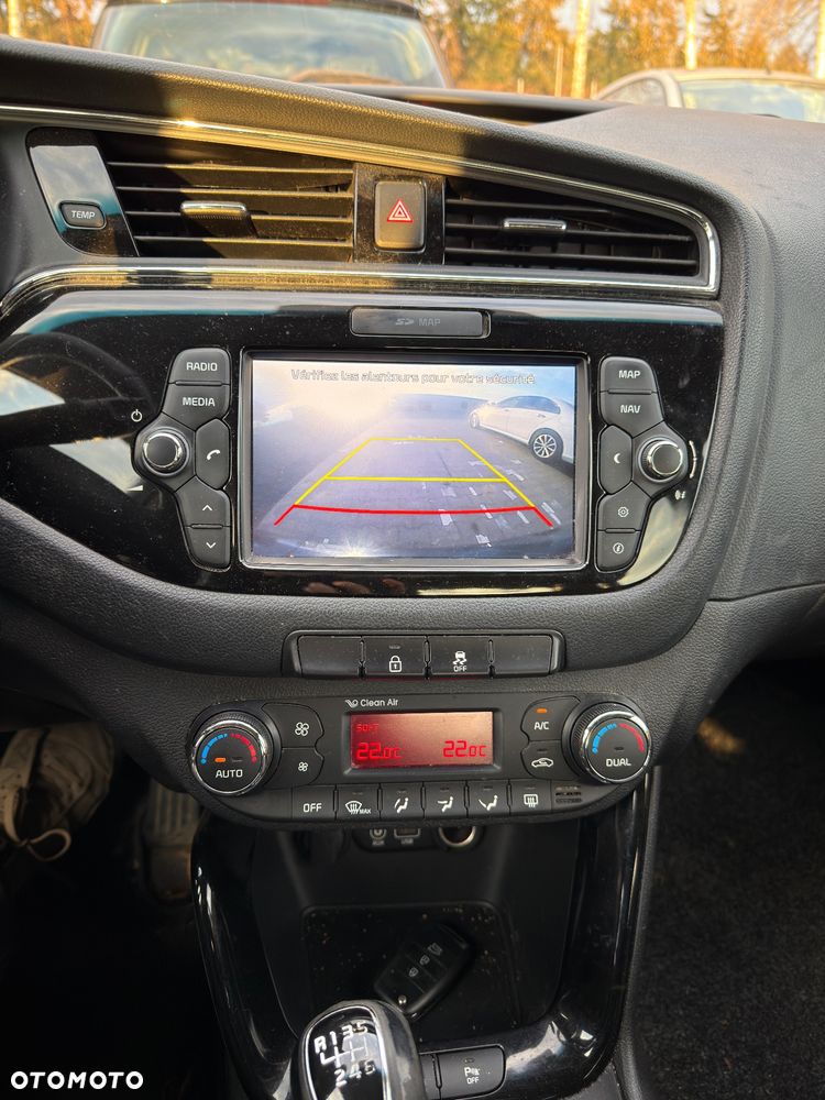 Kia Ceed 1.4 CVVT UEFA EURO 2016 - 8
