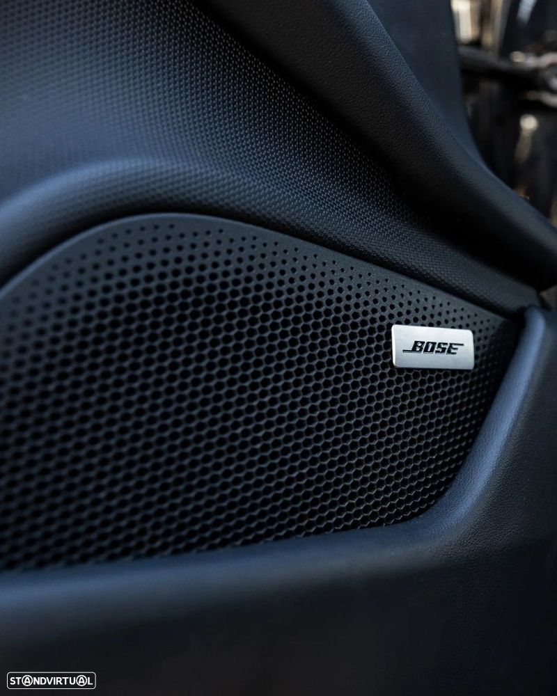 Porsche Taycan 4S - 10