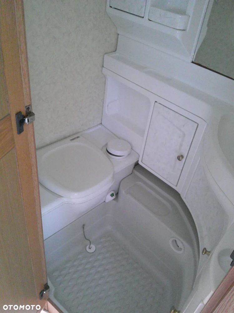 Hobby PRESTIGE 650 Z DODATKOWYM DACHEM - 14