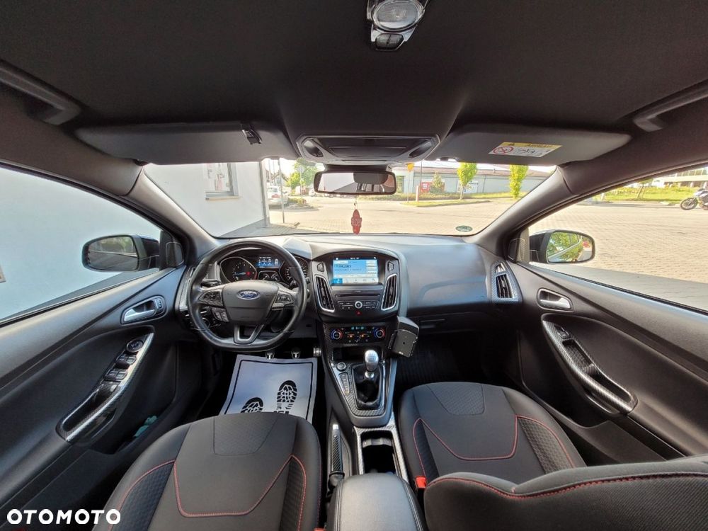 Ford Focus 2.0 TDCi ST-Line Black ASS - 19