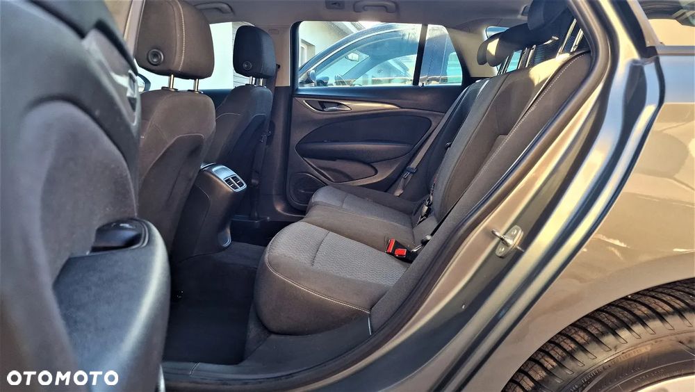 Opel Insignia 2.0 CDTI Innovation S&S - 9