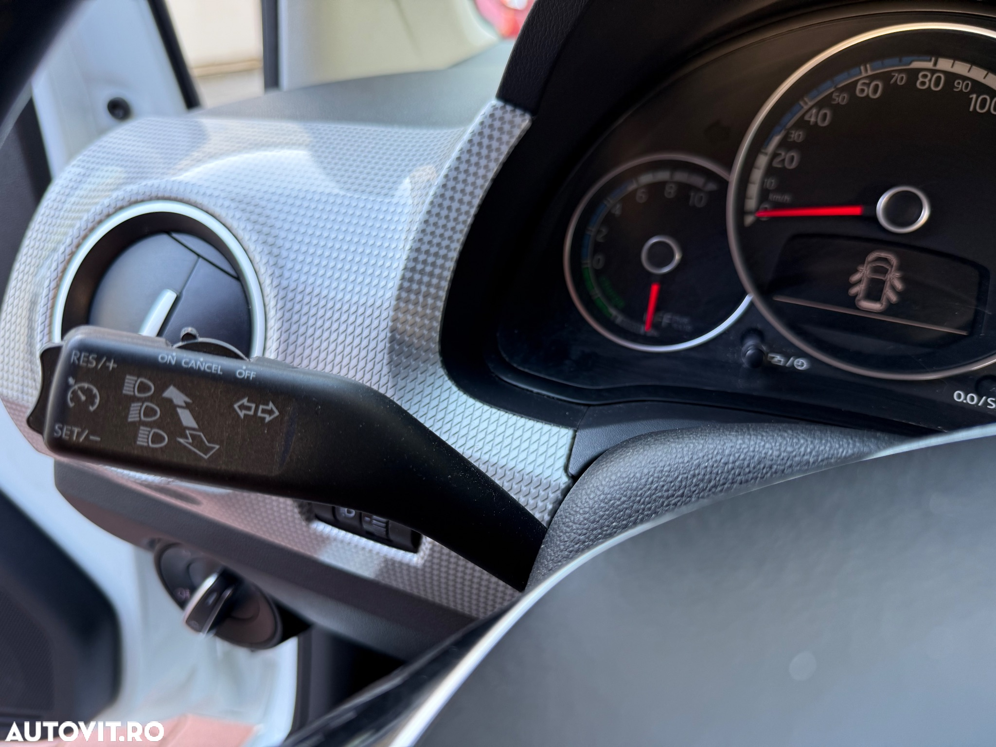 Volkswagen up! e-up! 32.3 kWh - 18
