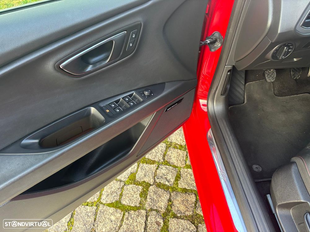 SEAT Leon 2.0 TDI DPF FR - 21