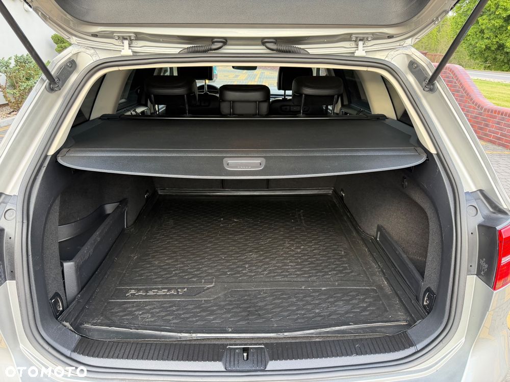 Volkswagen Passat Alltrack 2.0 TDI SCR 4Motion DSG (BMT) - 18