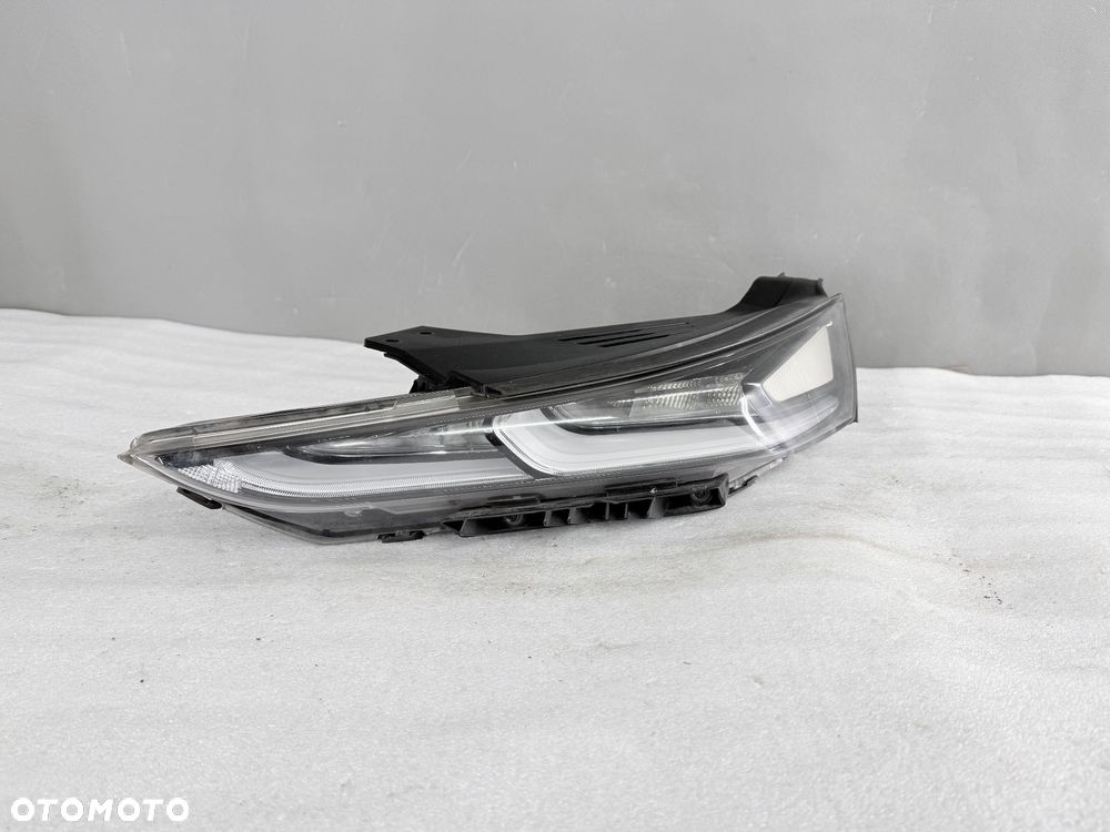 Led przedni lewy Hyundai Santa Fe 92207S - 1