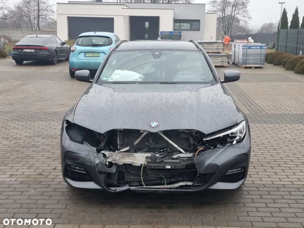 BMW Seria 3 320d M Sport Shadow - 2
