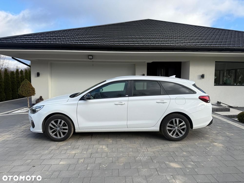 Hyundai i30 1.4 YES - 3