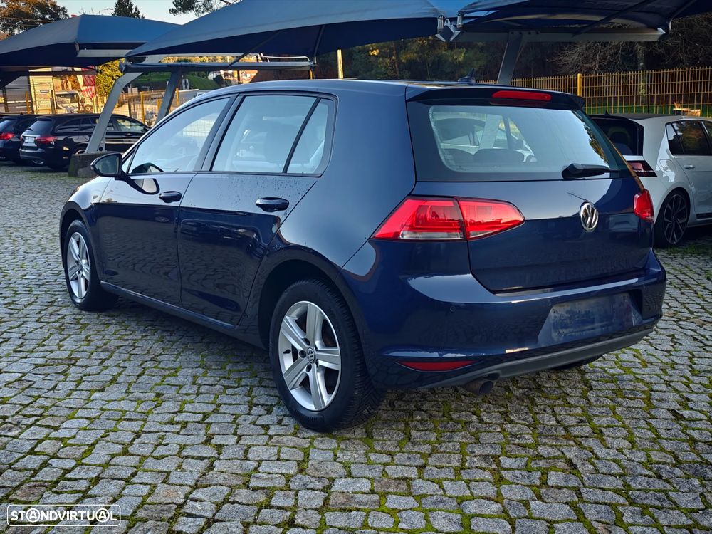 VW Golf 1.6 TDi DPF Comfortline - 4