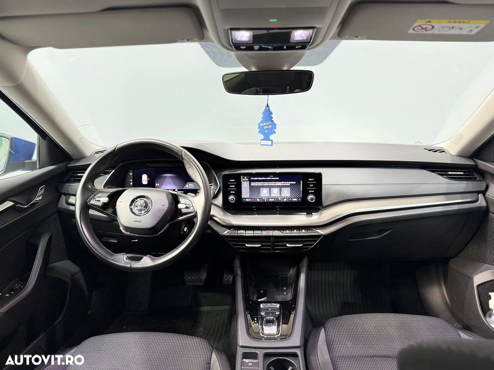 Skoda Octavia 2.0 TDI DSG Style - 27