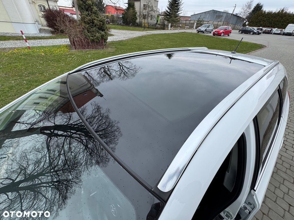 Toyota Auris 1.8 HSD Luna - 19