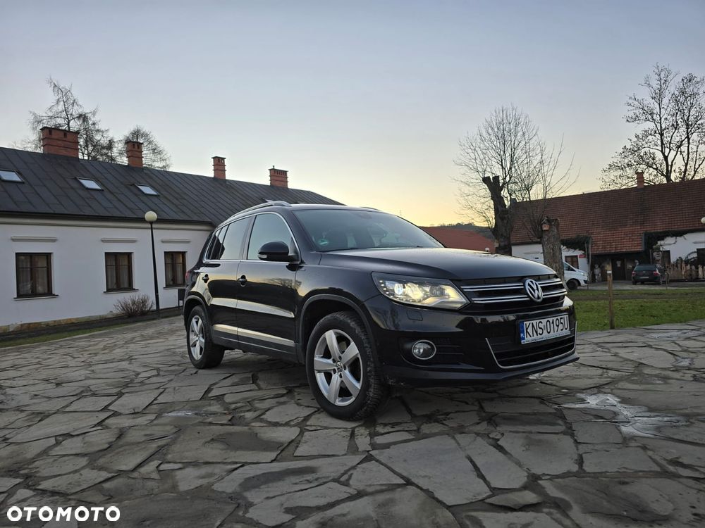 Volkswagen Tiguan 2.0 TDI SCR 4MOTION BlueMotion Technology DSG Lounge Sport & Style - 4