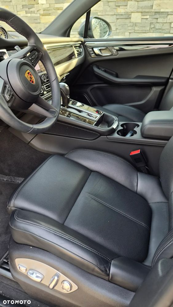 Porsche Macan T - 14