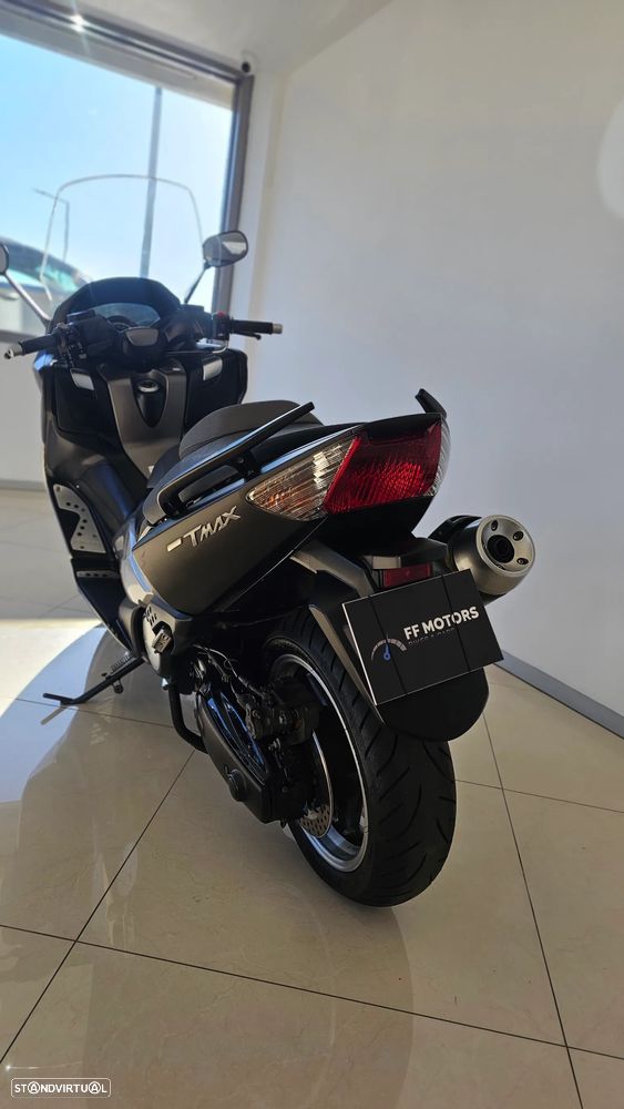 Yamaha TMAX Techmax special edition - 11