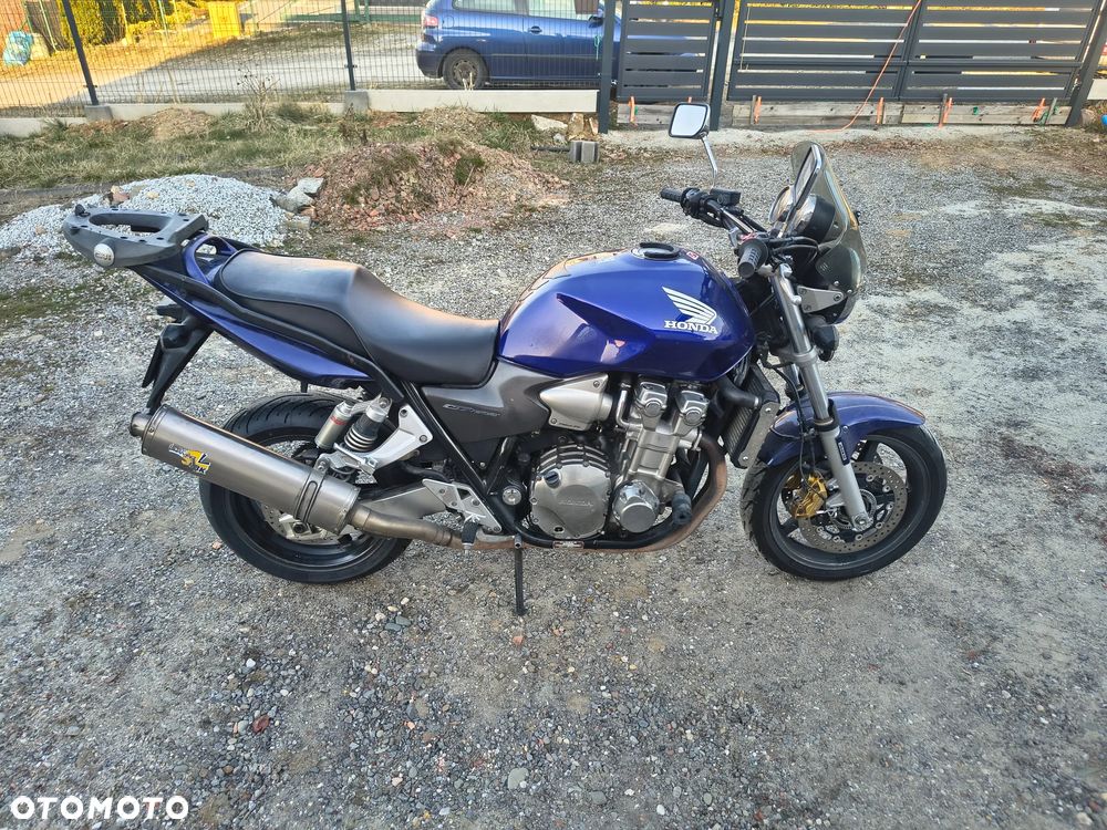 Honda CB - 2