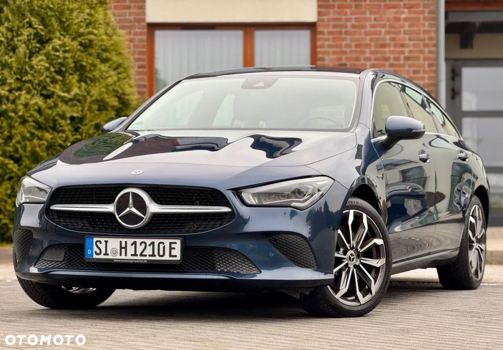 Mercedes-Benz CLA 250 e 8G-DCT Special Edition - 3
