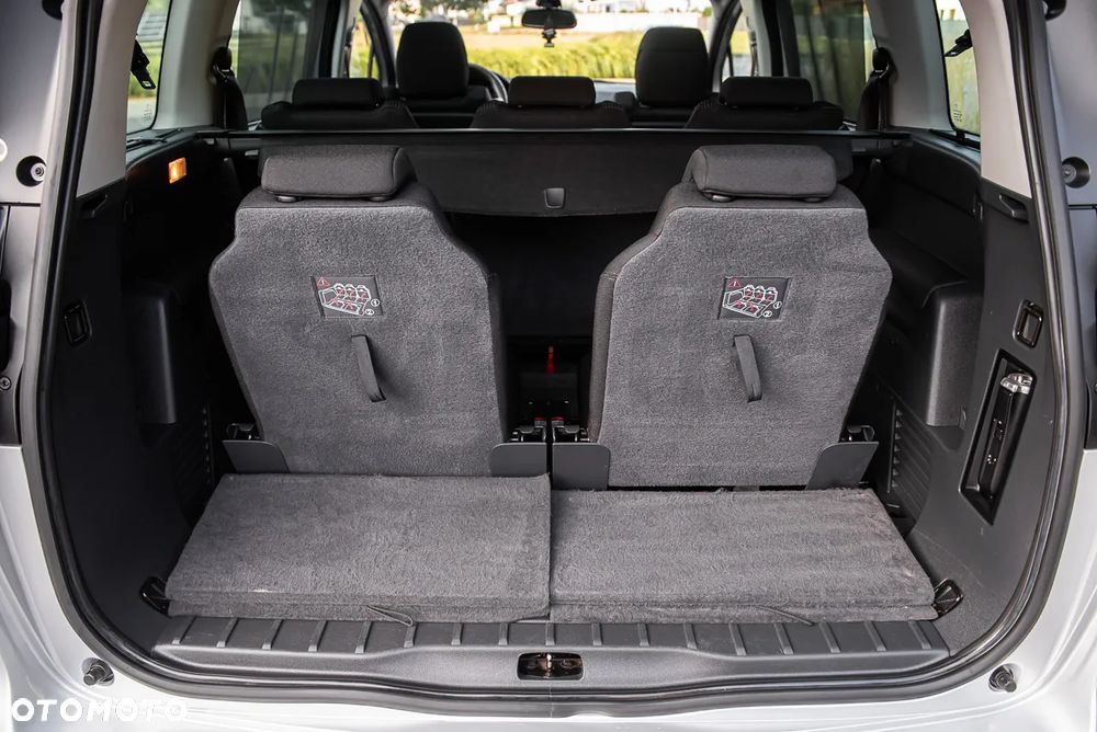 Peugeot 5008 1.6 HDi Business Line 7os - 27