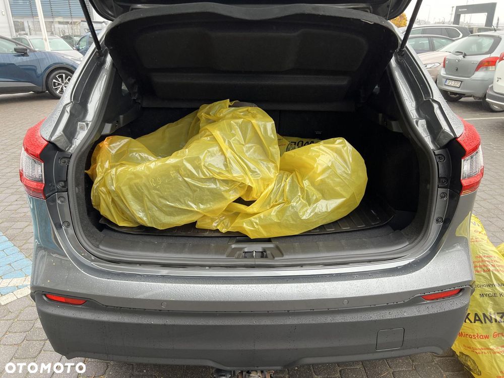 Nissan Qashqai 1.3 DIG-T Acenta DCT - 13