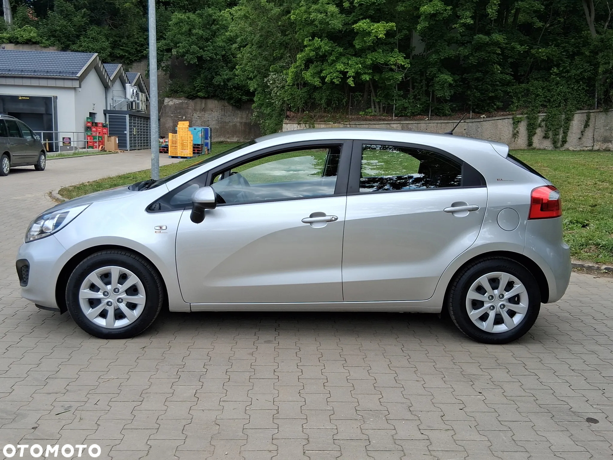 Kia Rio - 7
