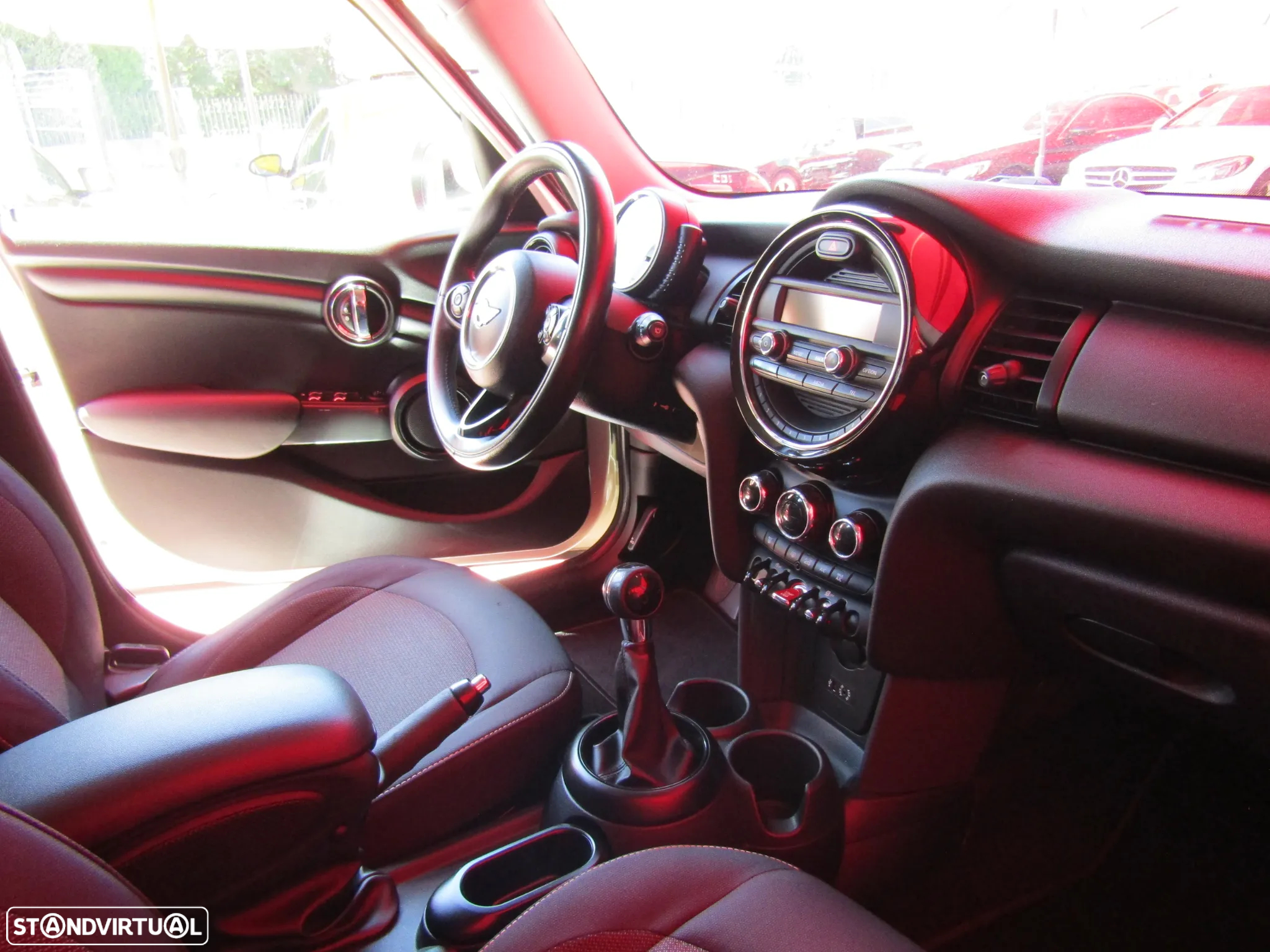 MINI 5 Portas One D - 8