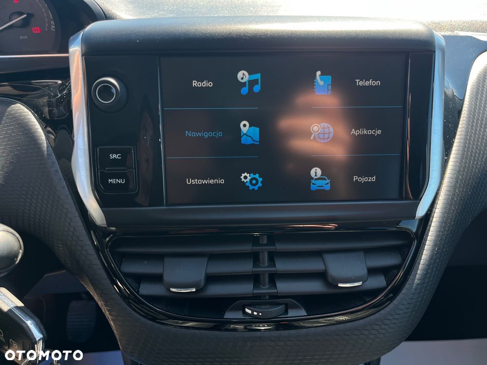 Peugeot 2008 PureTech 130 Allure - 16