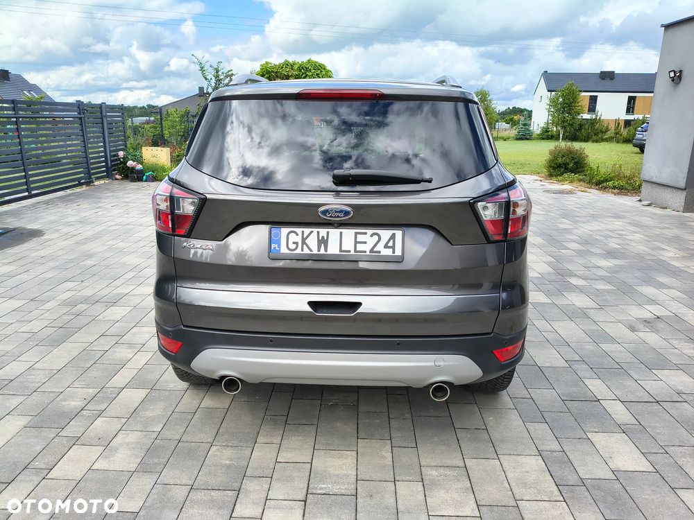 Ford Kuga 2.0 TDCi 2x4 Business Edition - 4