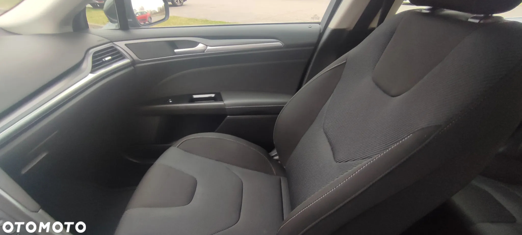 Ford Mondeo 1.5 EcoBoost Titanium - 23