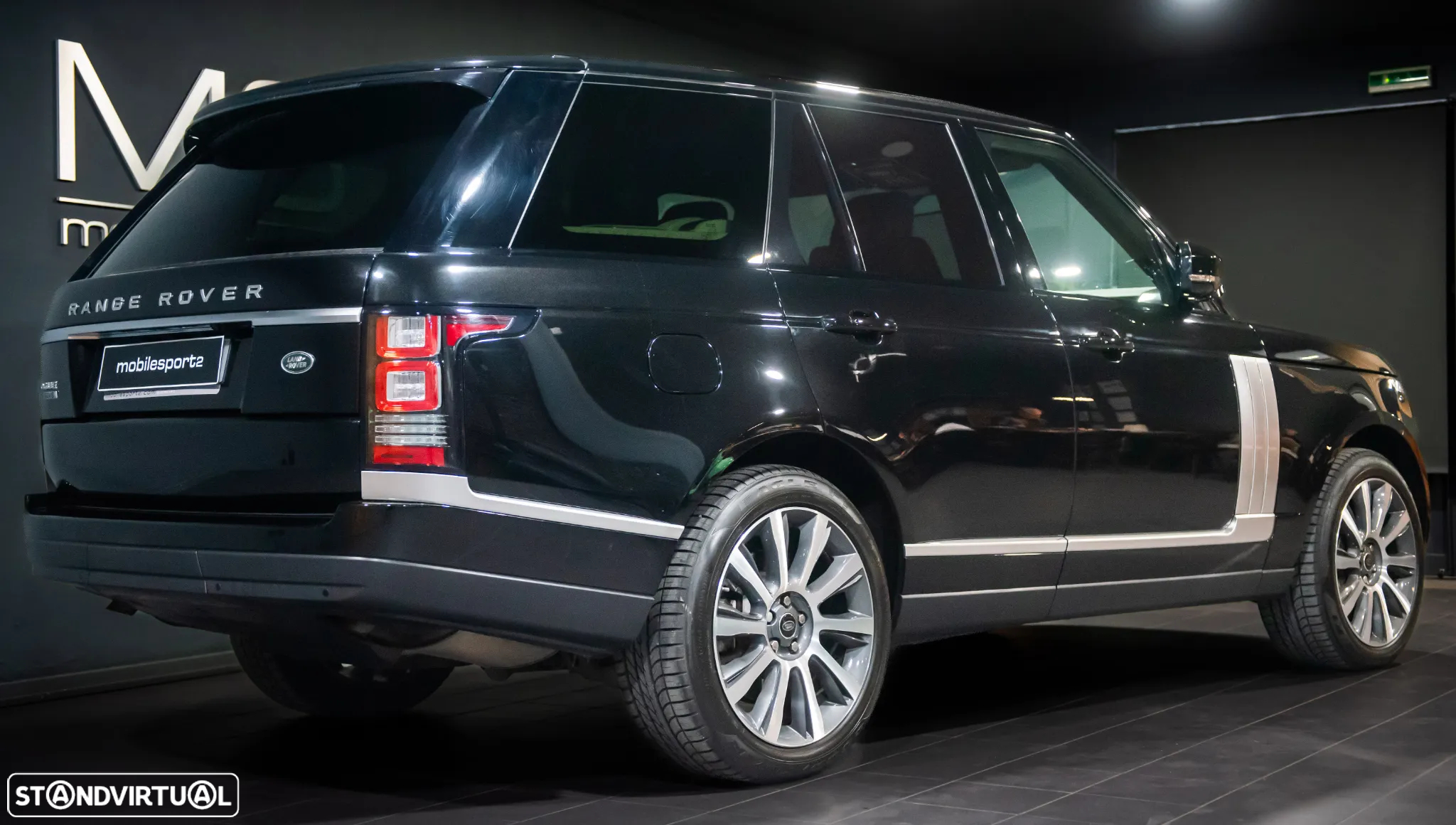 Land Rover Range Rover 4.4 SDV8 Vogue - 12