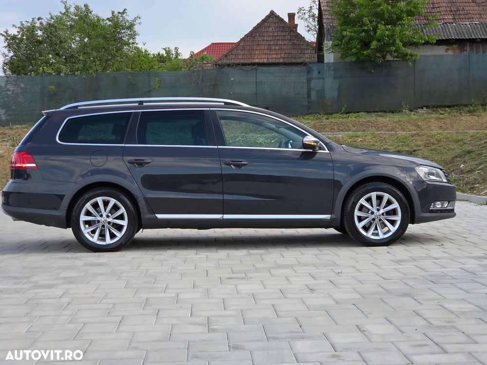 Volkswagen Passat 2.0 TDI 4Motion DSG BlueMotion Tech Highline - 3