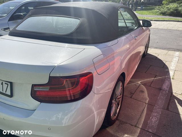 BMW Seria 2 220i - 2