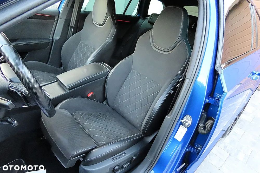Skoda Superb 2.0 TDI 4x4 DSG Sportline - 24