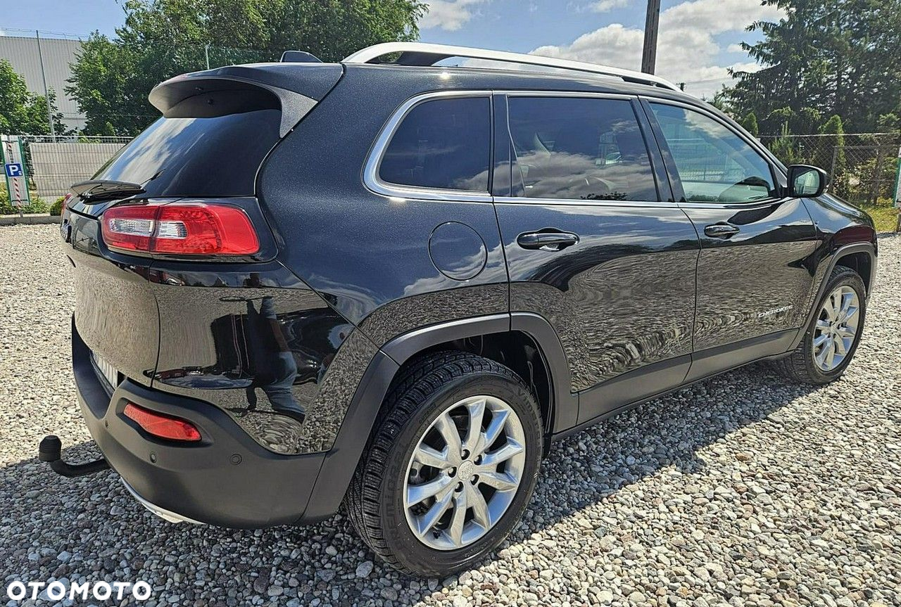 Jeep Cherokee - 2