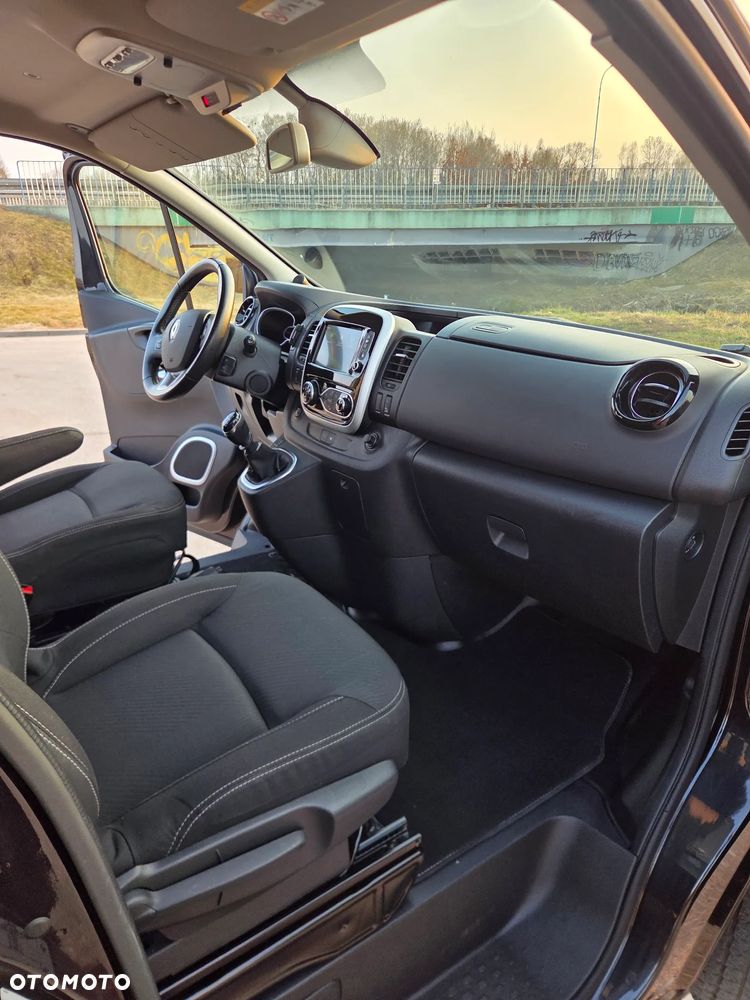 Renault Trafic 2.0 dCi - 16