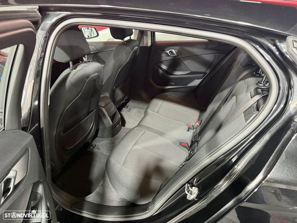 BMW 116 d Line Sport Auto - 30