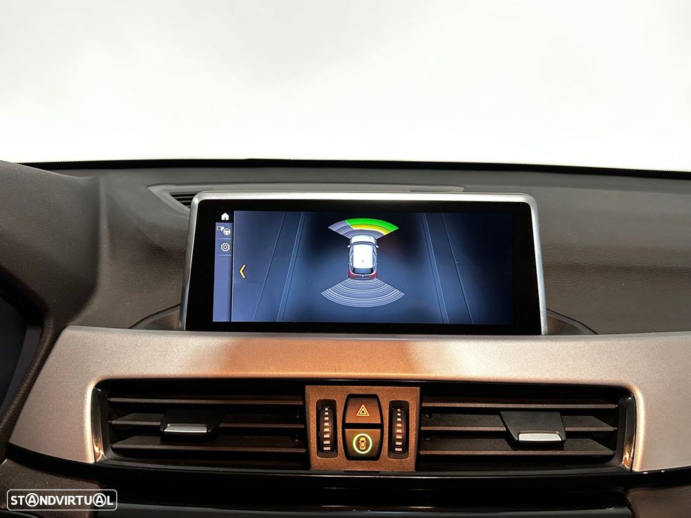 BMW X1 16 d sDrive Advantage - 21