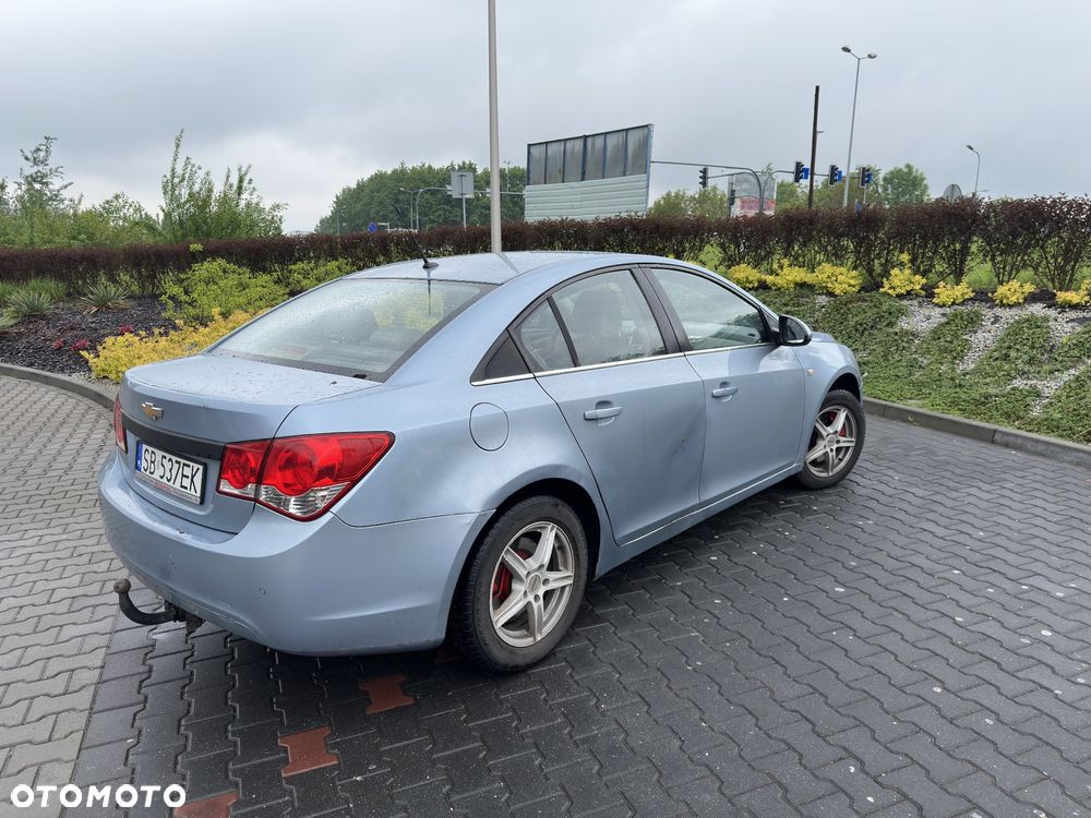 Chevrolet Cruze - 4