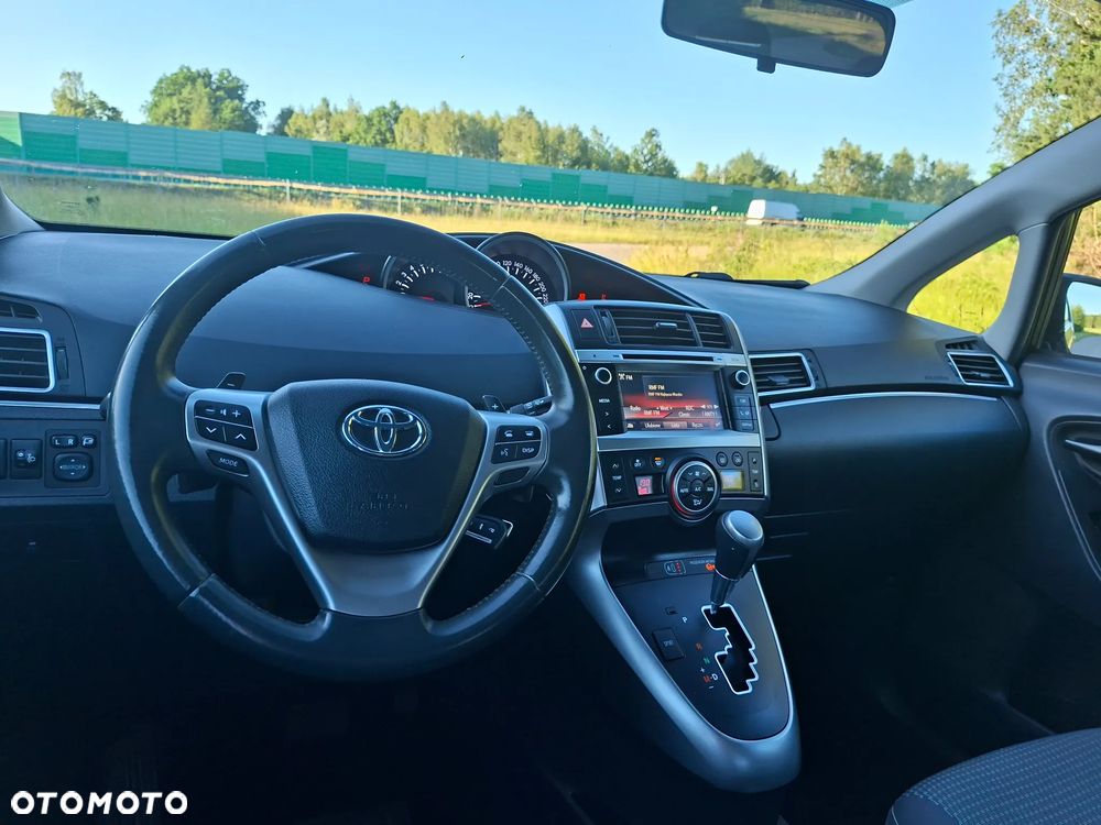 Toyota Verso 1.8 Multidrive Edition - 31