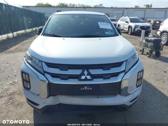 Mitsubishi Outlander - 8