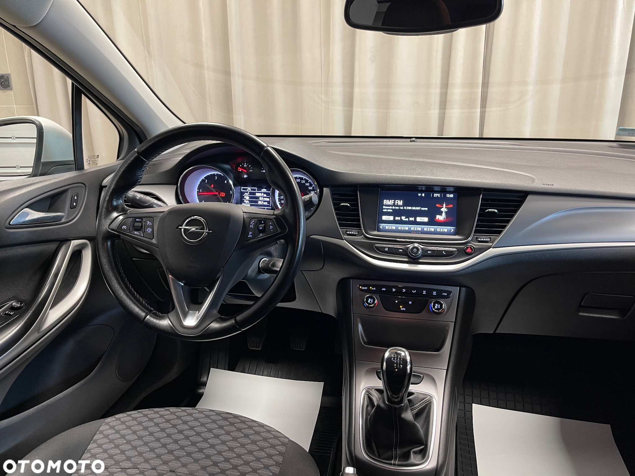 Opel Astra V 1.6 CDTI Enjoy - 18
