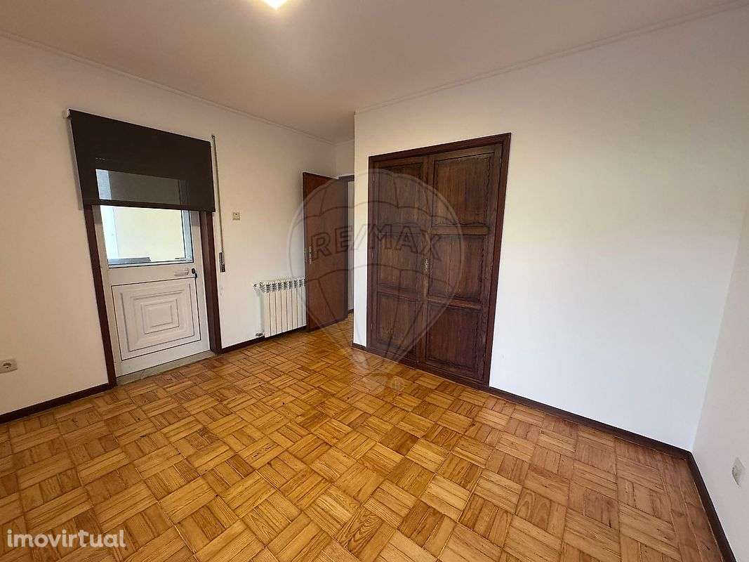 Moradia T5 para venda - Grande imagem: 2/37